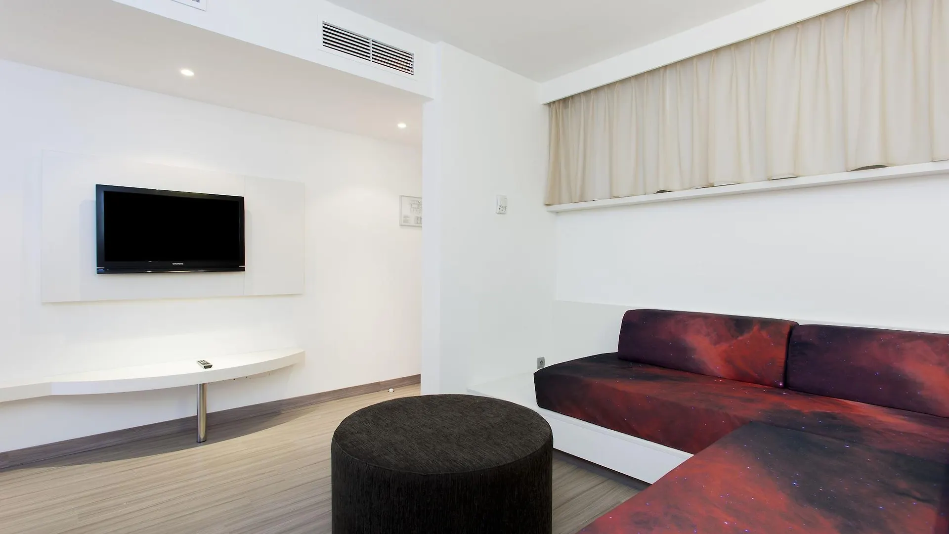 Hotel Insotel Cala Mandia Resort