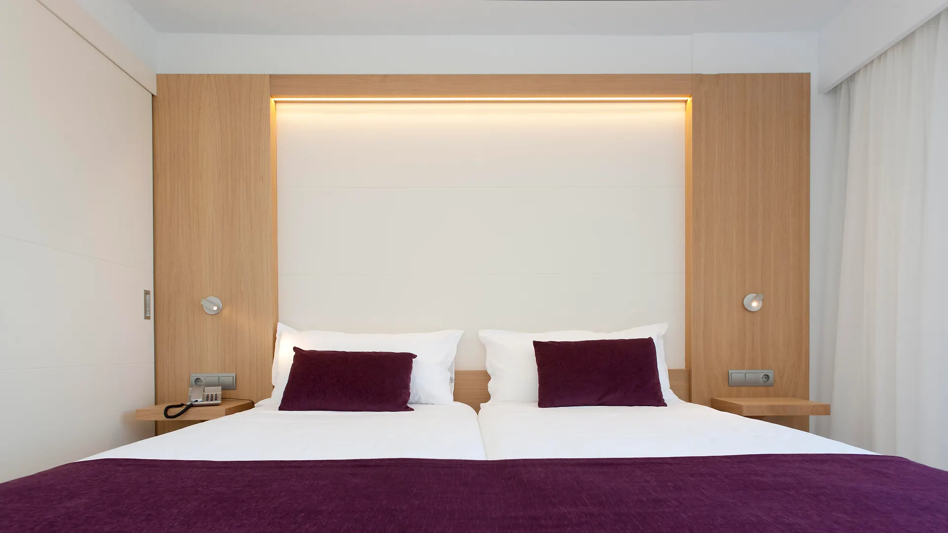 **** Hotel Insotel Cala Mandia Resort Španělsko